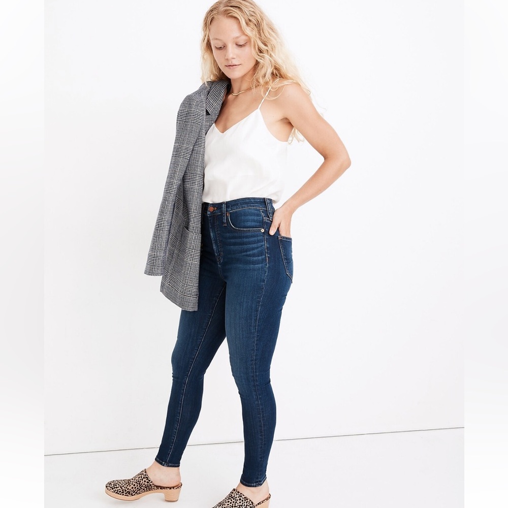 👖 Madewell Curvy 10” High Rise Skinny Jean in Sussex Wash 👖